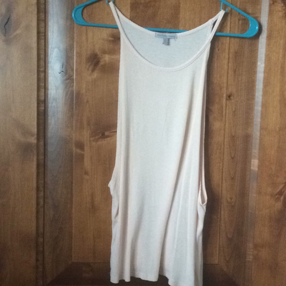 Long, pink, side-slit tank.